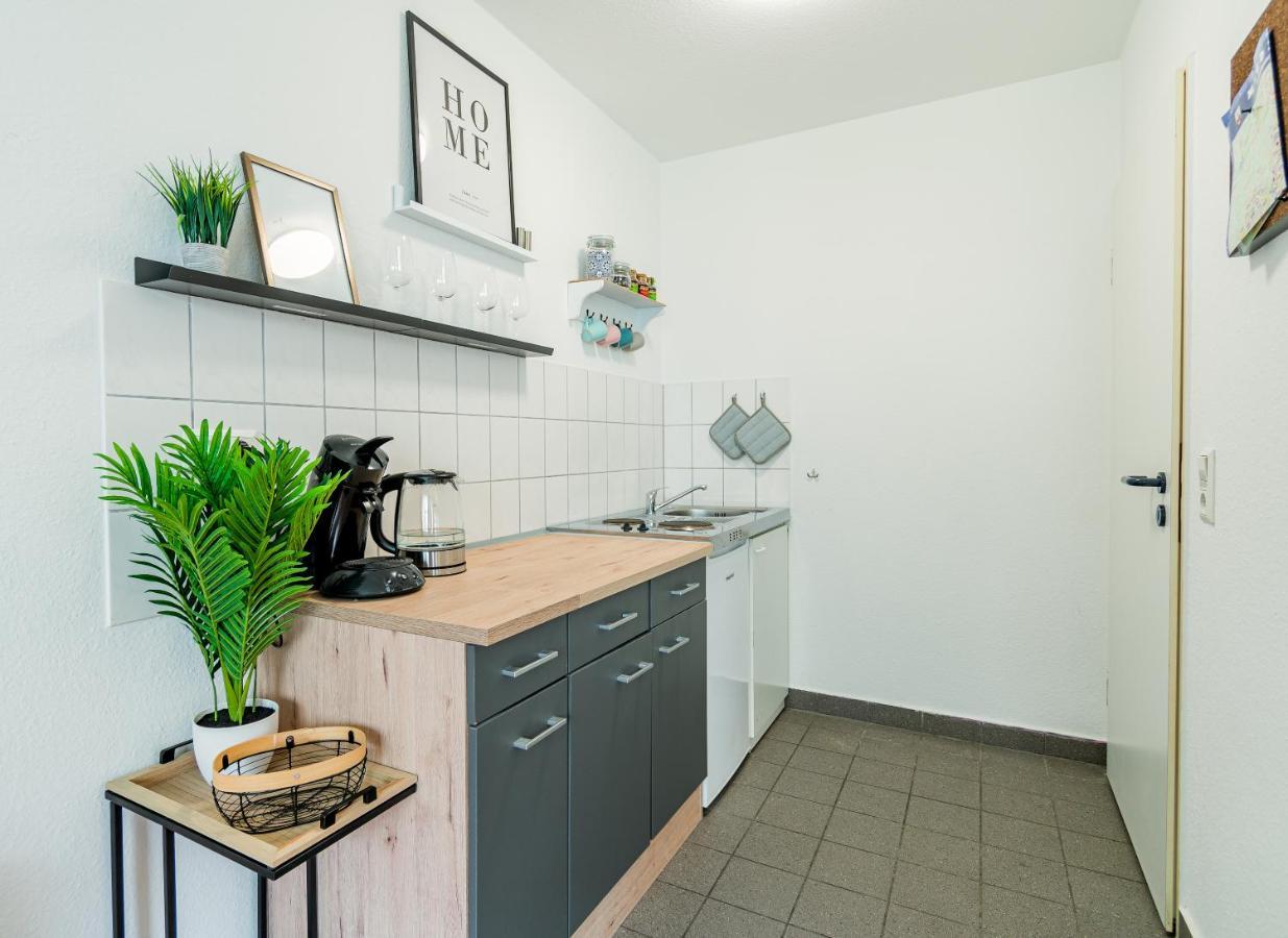 Helles Apartment In Top-Lage Mit Parkplatz Magdeburg Exterior photo