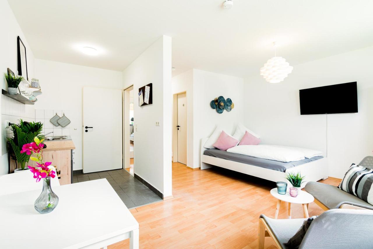 Helles Apartment In Top-Lage Mit Parkplatz Magdeburg Exterior photo